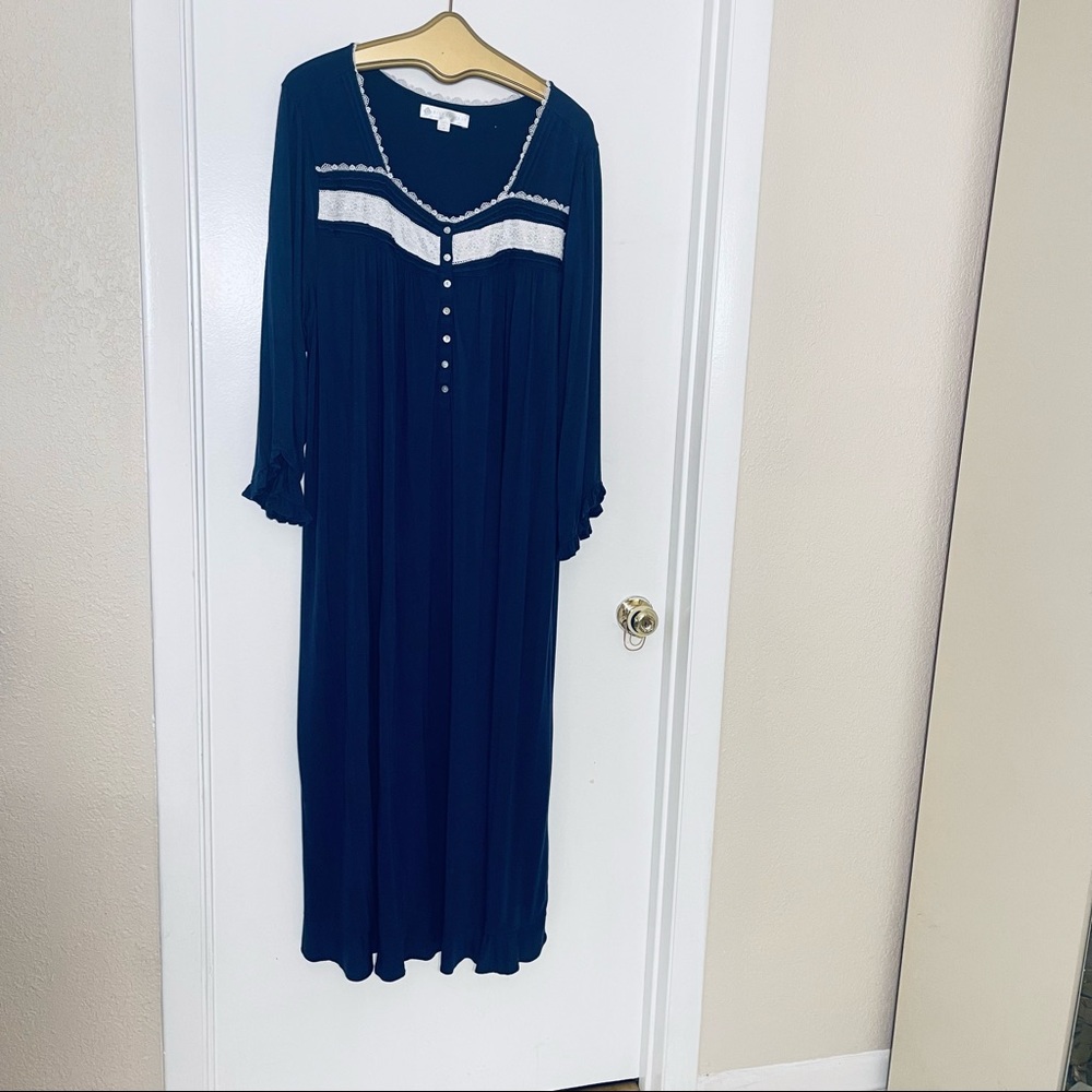 Plain Sophisticated navy long sleeved nightgown. Long sleeved longer